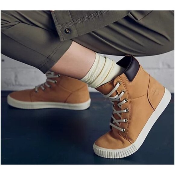 Timberland Skyla Womens Tan Nubuck High Top Sneakers Boots Size 7 Leather 7942 - Picture 3 of 16
